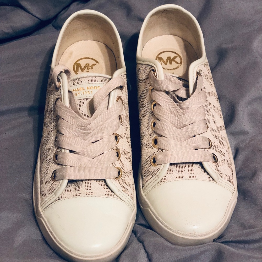 MK women sneakers size 6